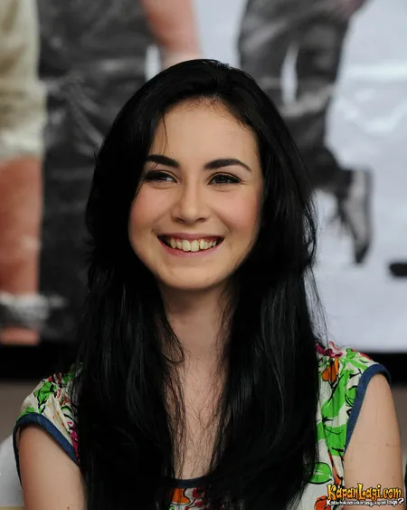 Foto Arumi Bachsin