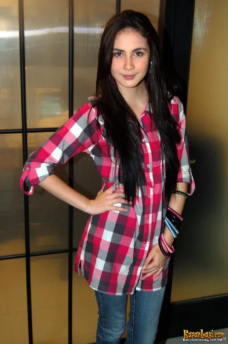 Foto Arumi Bachsin
