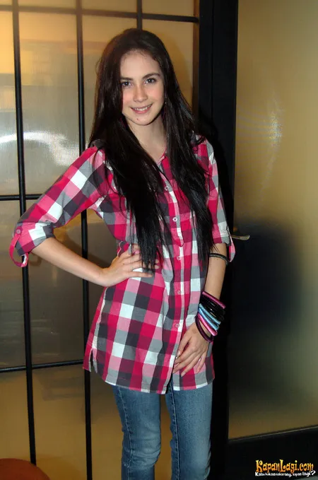 Foto Arumi Bachsin