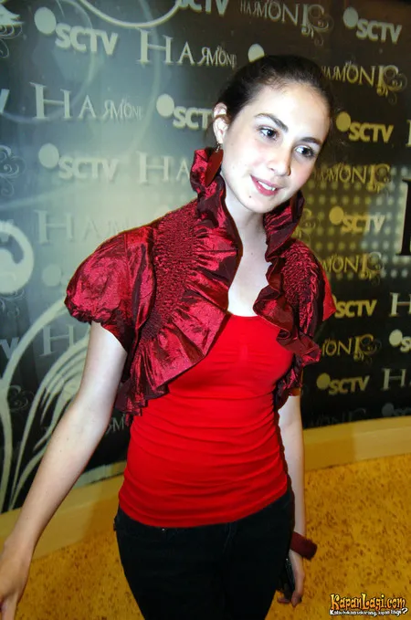 Foto Arumi Bachsin