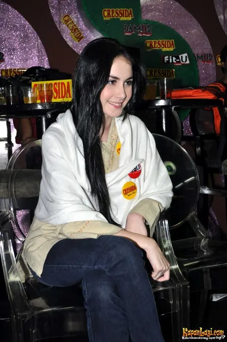 Foto Arumi Bachsin