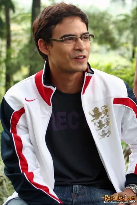 Foto Ashraf Sinclair