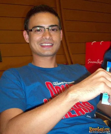 Foto Ashraf Sinclair