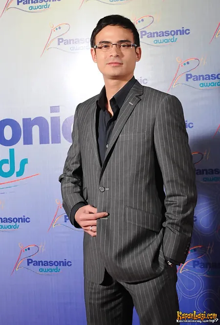 Foto Ashraf Sinclair