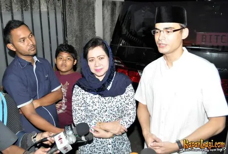 Foto Ashraf Sinclair