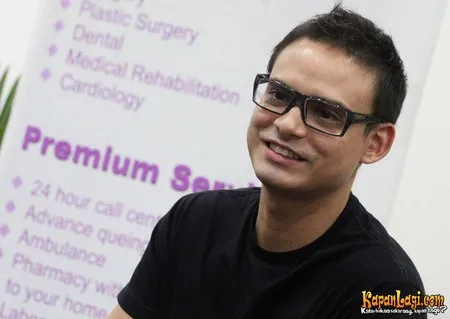 Foto Ashraf Sinclair