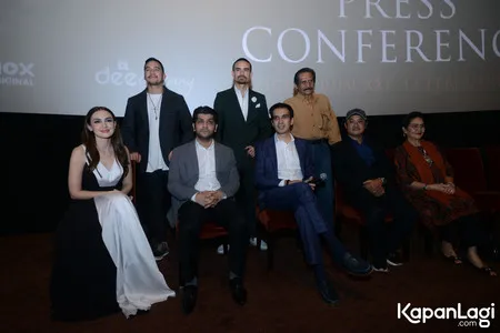 Foto Ashraf Sinclair