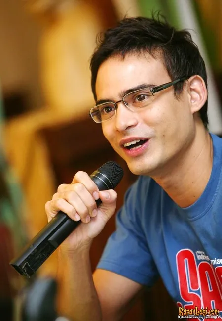 Foto Ashraf Sinclair