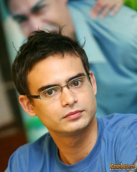 Foto Ashraf Sinclair