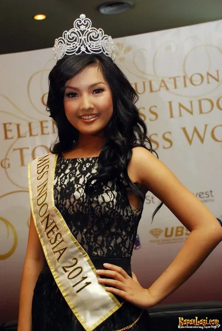 Foto Astrid Ellena. Nomor Foto: 107