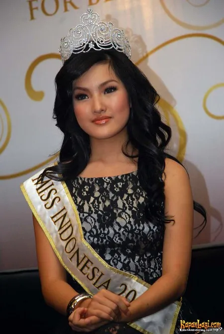 Foto Astrid Ellena. Nomor Foto: 120