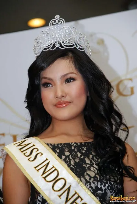 Foto Astrid Ellena. Nomor Foto: 132