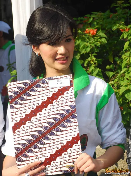 Foto Asty Ananta