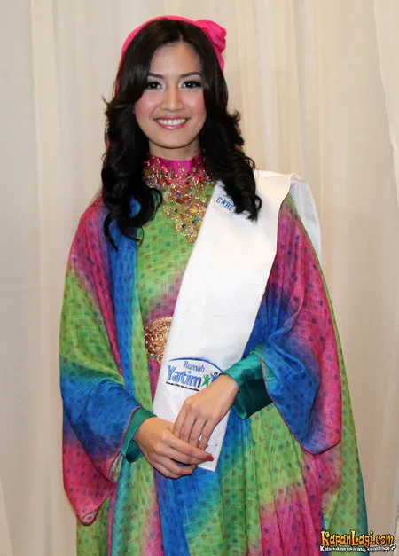 Foto Asty Ananta