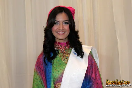 Foto Asty Ananta