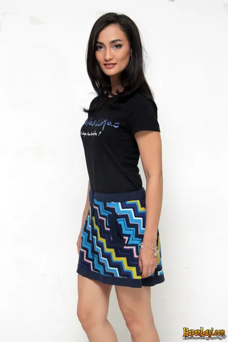 Foto Atiqah Hasiholan