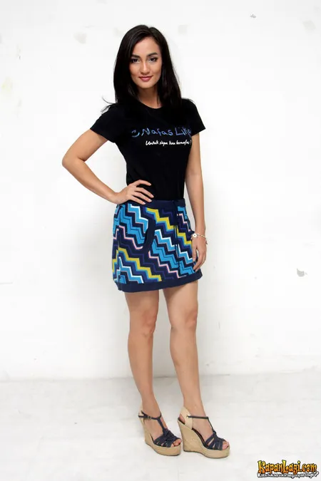 Foto Atiqah Hasiholan