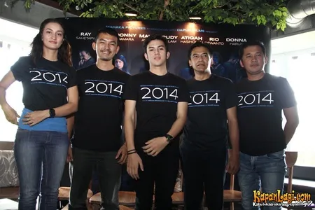 Foto Atiqah Hasiholan