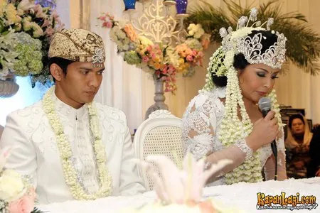 Foto Audy Item