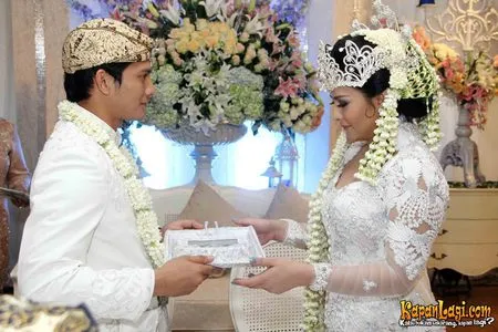 Foto Audy Item