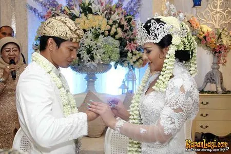 Foto Audy Item
