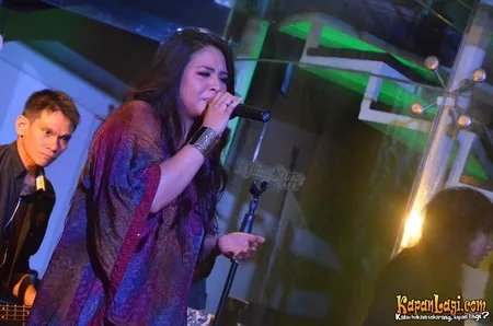 Foto Audy Item