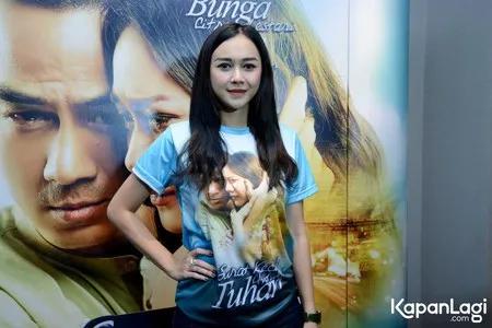 Foto Aura Kasih