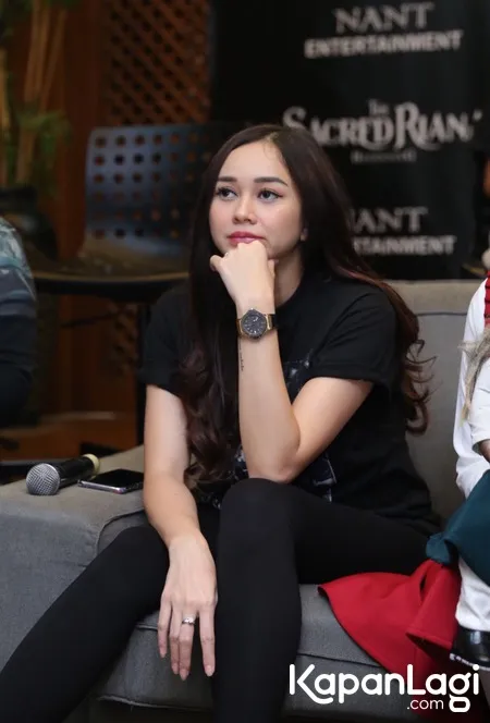 Foto Aura Kasih