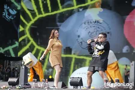 Foto Aura Kasih