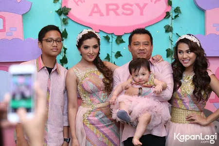 Foto Aurel Hermansyah