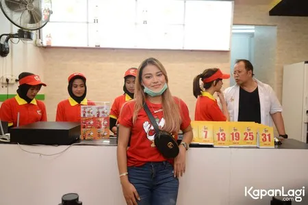 Foto Aurel Hermansyah