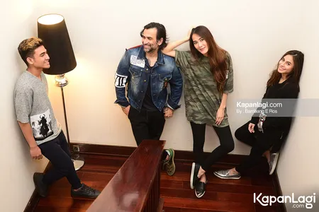 Foto Axel Matthew Thomas