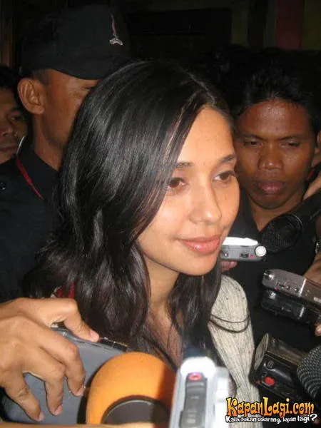 Foto Ayu Azhari