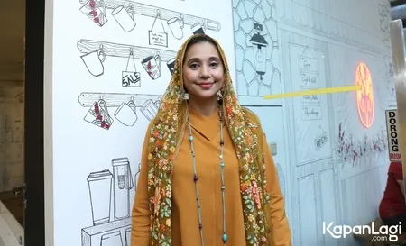 Foto Ayu Azhari