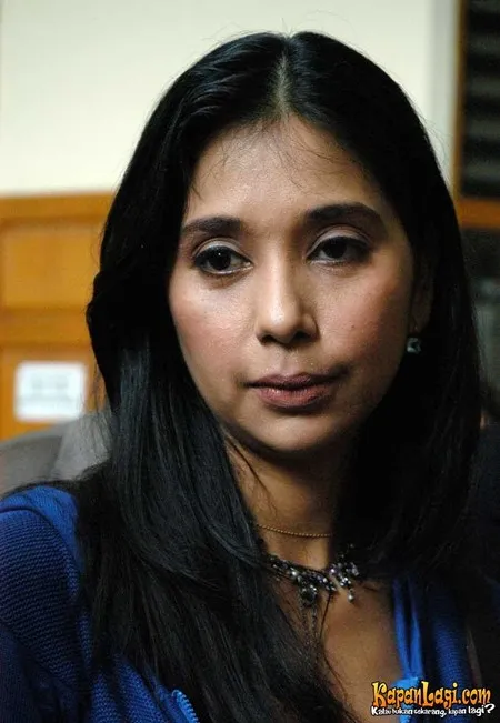 Foto Ayu Azhari