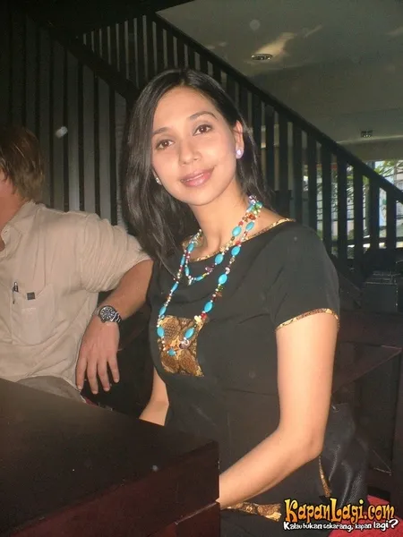 Foto Ayu Azhari