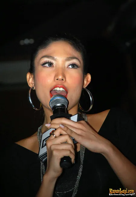 Foto Ayu Dewi