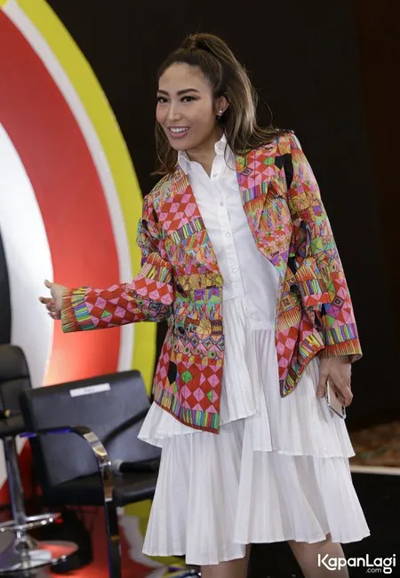 Foto Ayu Dewi