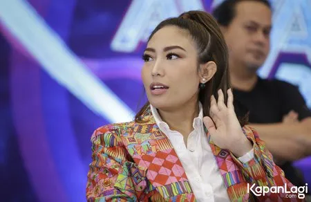 Foto Ayu Dewi