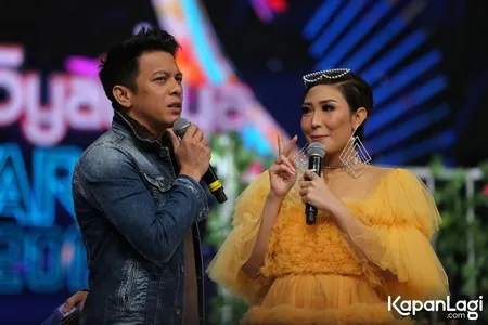 Foto Ayu Dewi