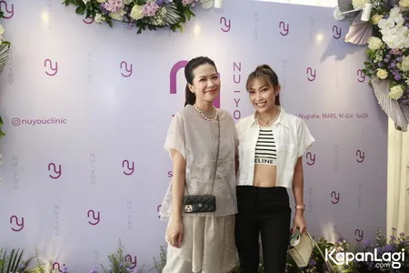 Foto Ayu Dewi