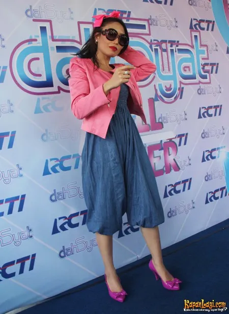 Foto Ayu Dewi
