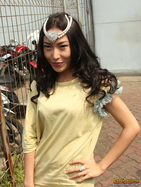 Foto Ayu Dewi