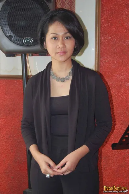 Foto Ayu Diah Pasha