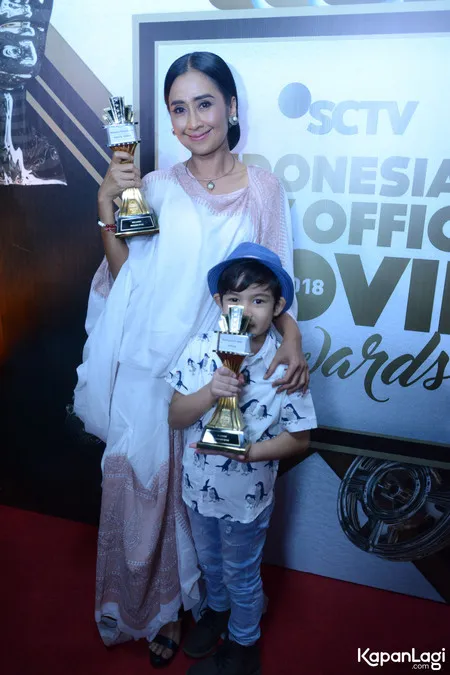 Foto Ayu Laksmi