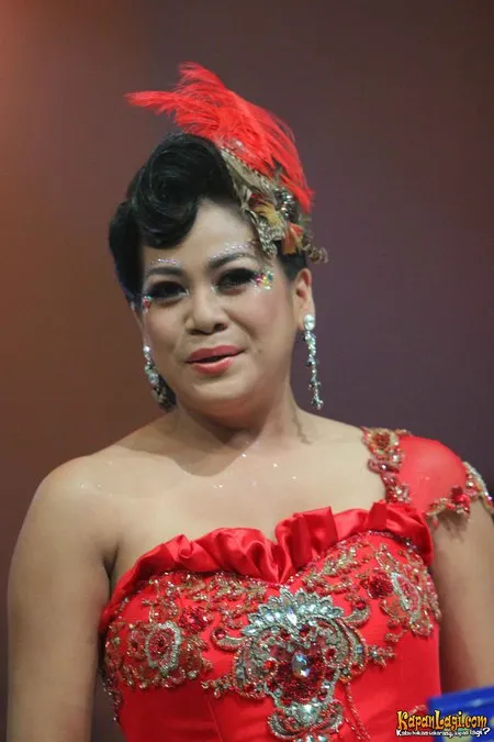 Foto Ayu Petir