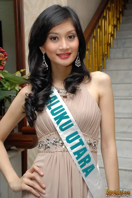 Foto Ayu Pratiwi Foto Ayu Pratiwi
