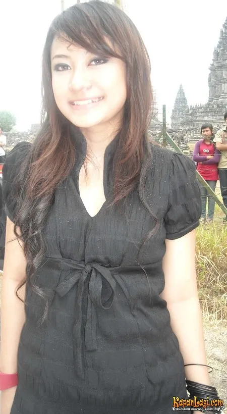 Foto Ayu Ratna