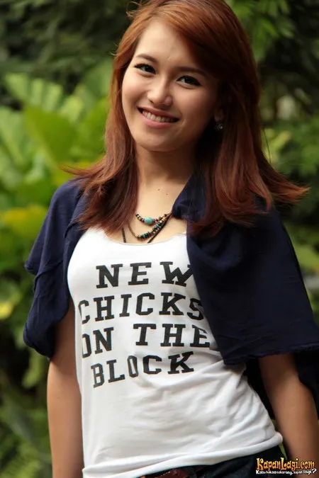 Foto Ayu Ting Ting. Nomor Foto: 026