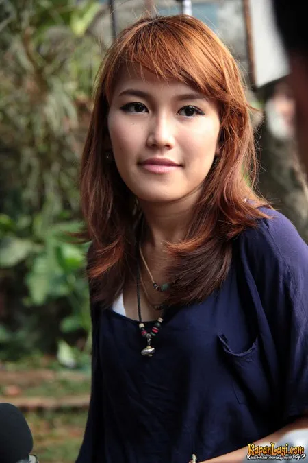 Foto Ayu Ting Ting. Nomor Foto: 034
